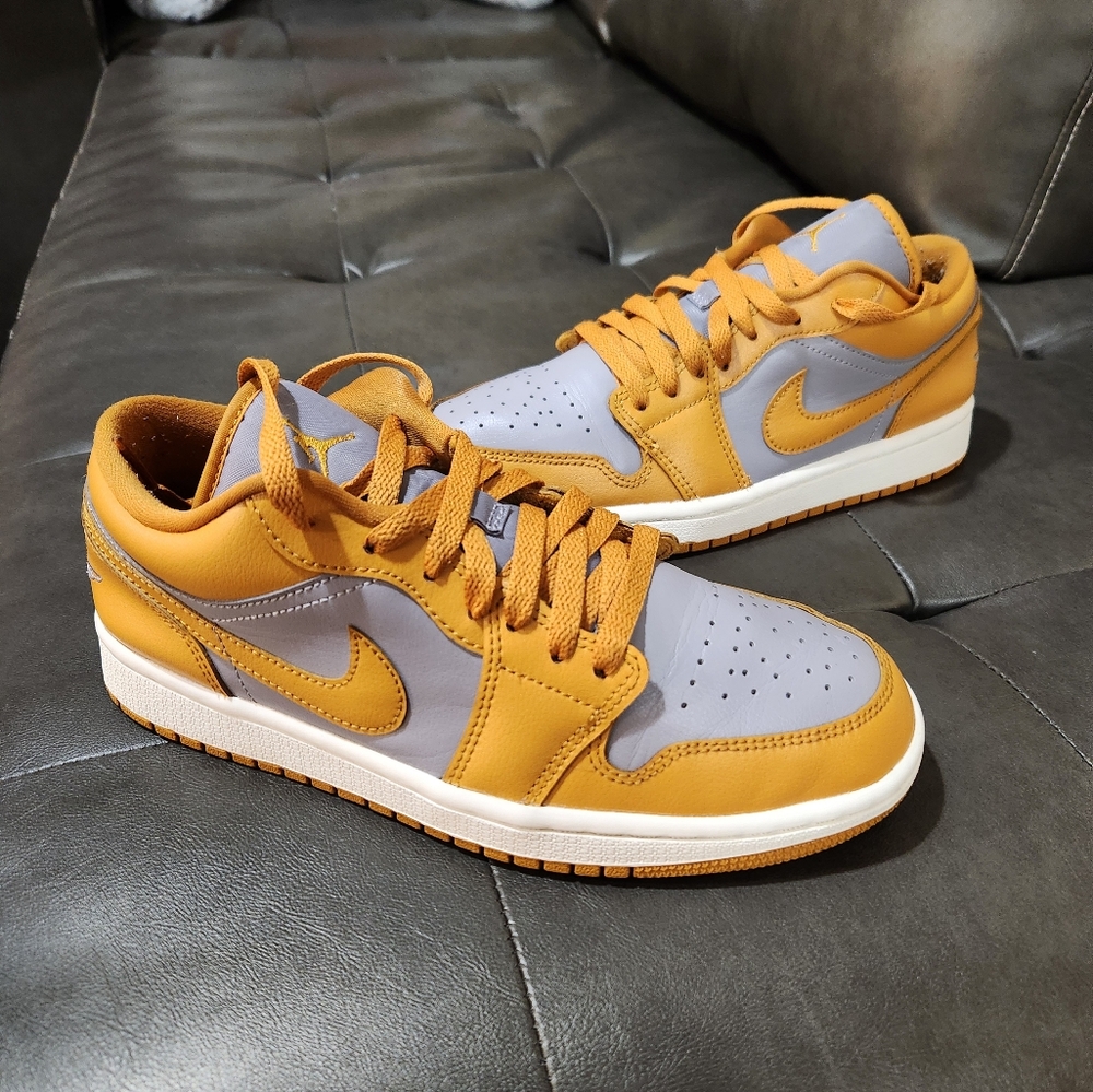 Jordan Retro 1s Size 8.5 Women